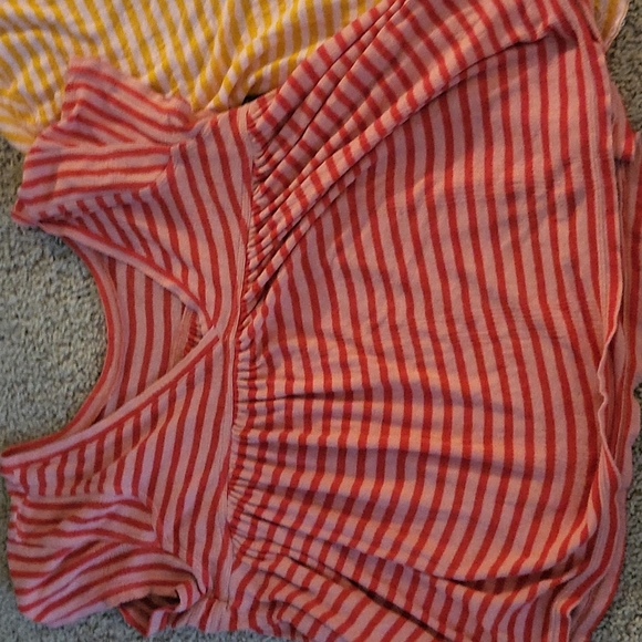 Free people bundle of tops - Picture 3 of 6